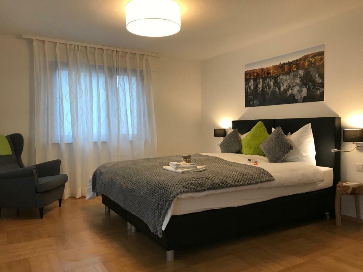 Ferienhaus Vier Jahreszeiten Bad Urach Luaran gambar