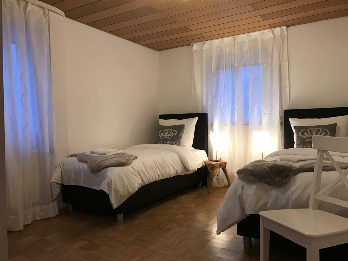 Ferienhaus Vier Jahreszeiten Bad Urach Luaran gambar