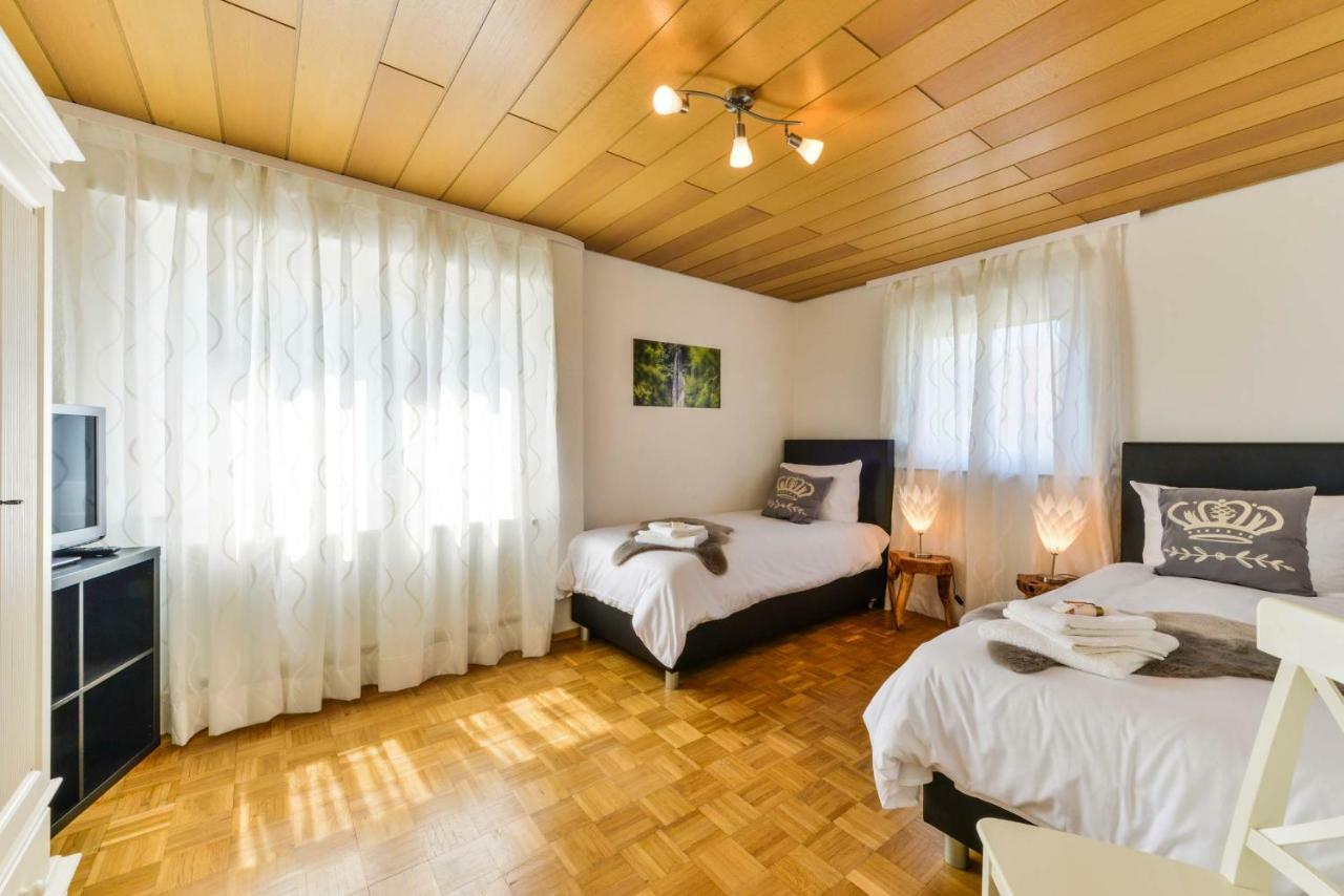 Ferienhaus Vier Jahreszeiten Bad Urach Luaran gambar